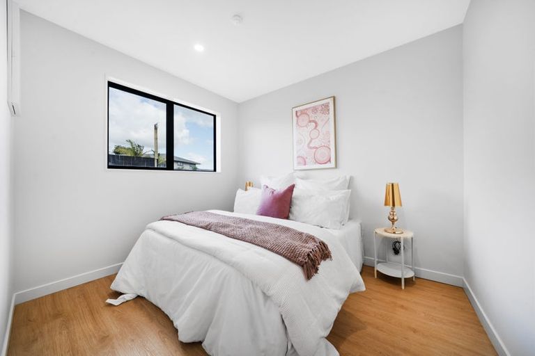 Photo of property in 1/114 Coronation Road, Hillcrest, Auckland, 0627