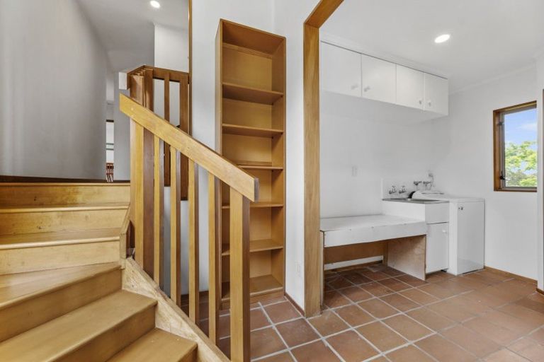 Photo of property in 51 Kingswood Road, Brookfield, Tauranga, 3110