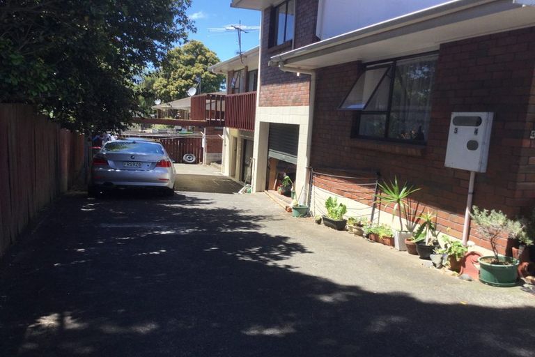 Photo of property in 27 Harris Road, Mount Wellington, Auckland, 1051