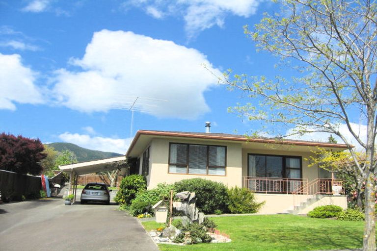 Photo of property in 6 Porritt Place, Stoke, Nelson, 7011