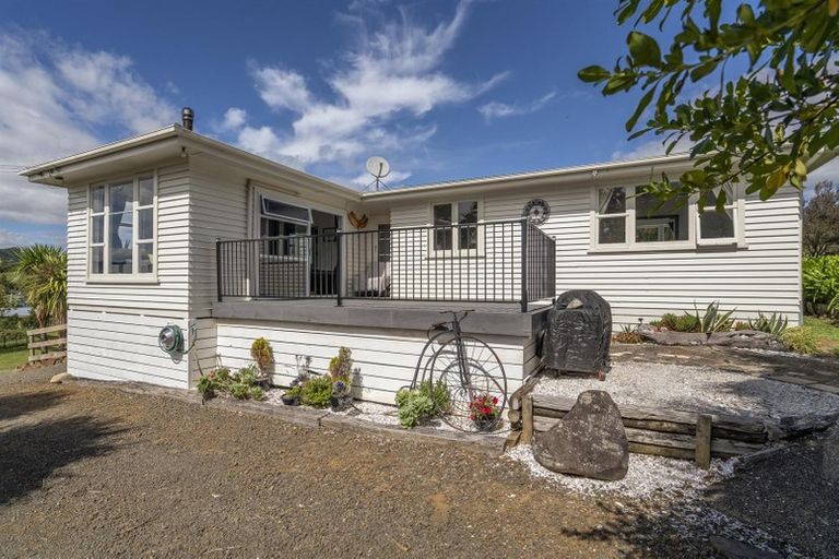 Photo of property in 2787a Tapu Coroglen Road, Coroglen, Whitianga, 3591