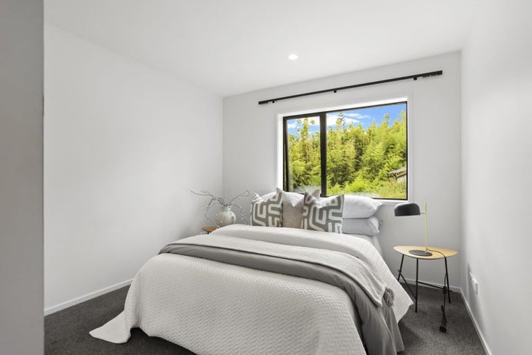 Photo of property in 115 Tirimoana Road, Te Atatu South, Auckland, 0602