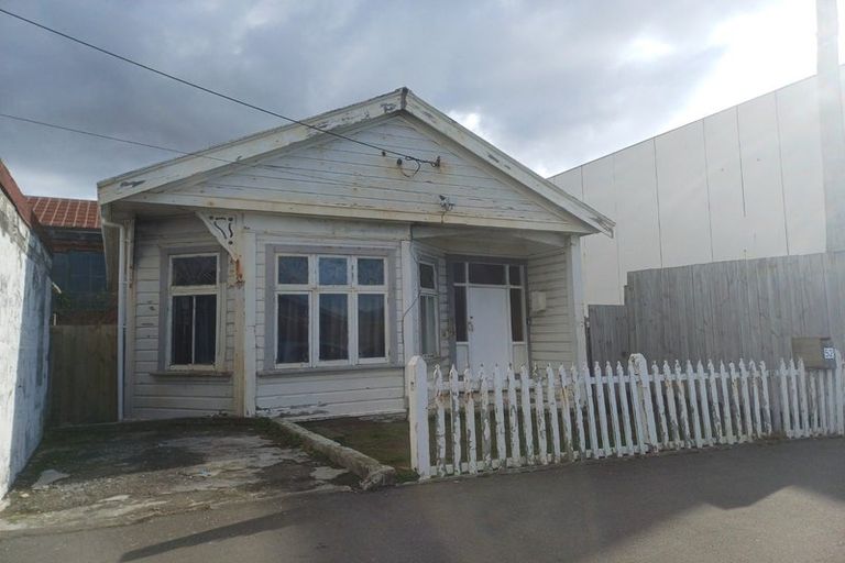 Photo of property in 52 Ross Street, Kilbirnie, Wellington, 6022