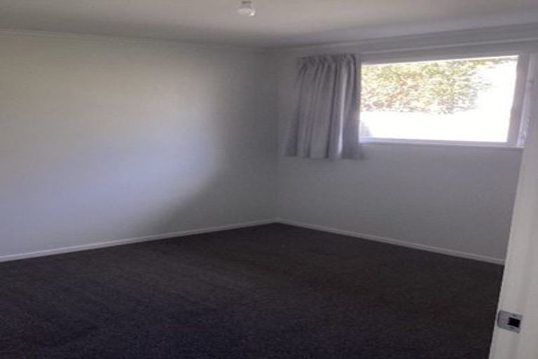 Photo of property in 24 Manaia View Road, One Tree Point, 0118