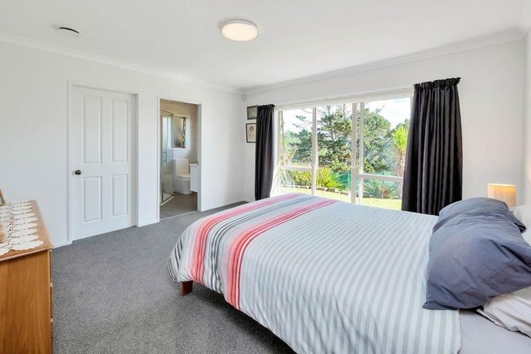 Photo of property in 150 Kennedy Road, Dairy Flat, Albany, 0792