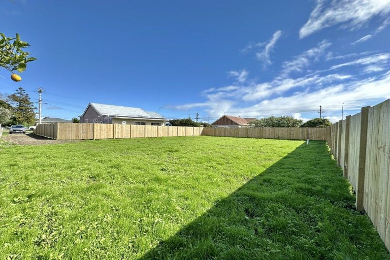 Photo of property in 68a Blake Street, Waitara, 4320