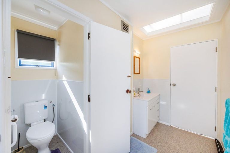 Photo of property in 69 Seabury Avenue, Foxton Beach, Foxton, 4815