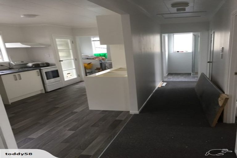 Photo of property in 1/21 Bonito Place, Bayview, Auckland, 0629