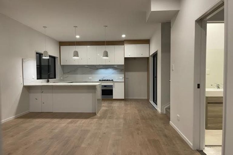 Photo of property in 20e South Street, Papakura, 2110