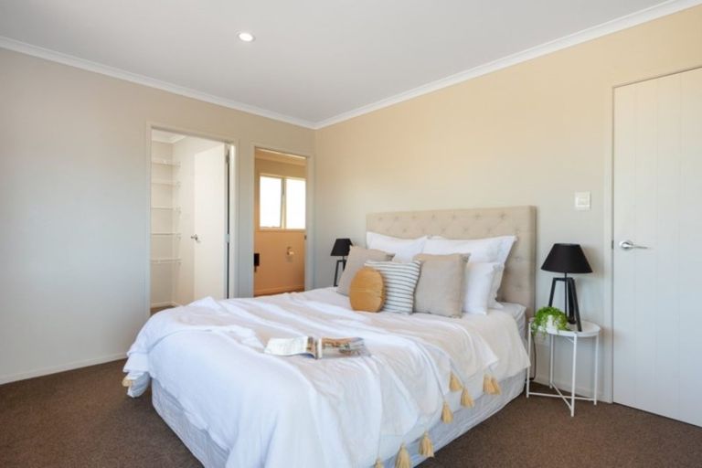 Photo of property in 5 Carex Close, Pyes Pa, Tauranga, 3112