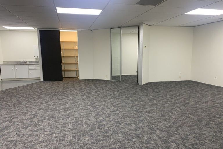 Photo of property in 110 Wairau Road, Oakura, 4314