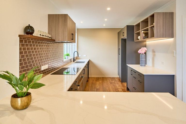 Photo of property in 14 Taupo Crescent, Plimmerton, Porirua, 5026