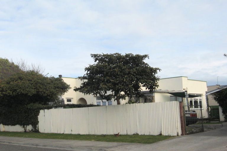 Photo of property in 815 Avenue Road East, Parkvale, Hastings, 4122