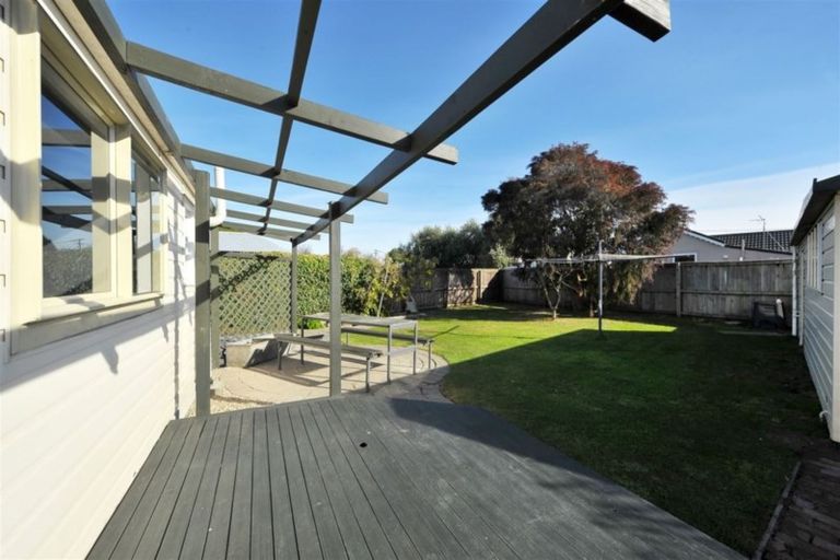 Photo of property in 12 Manning Place, Woolston, Christchurch, 8023