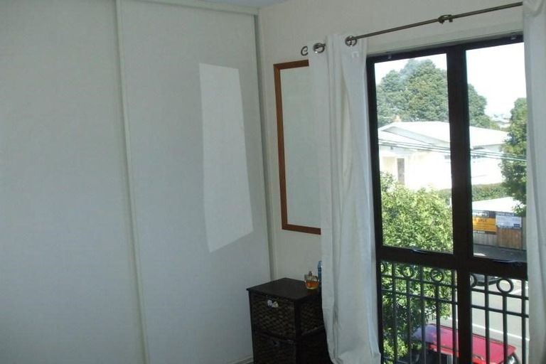 Photo of property in 20/25 Rossmay Terrace, Mount Eden, Auckland, 1024