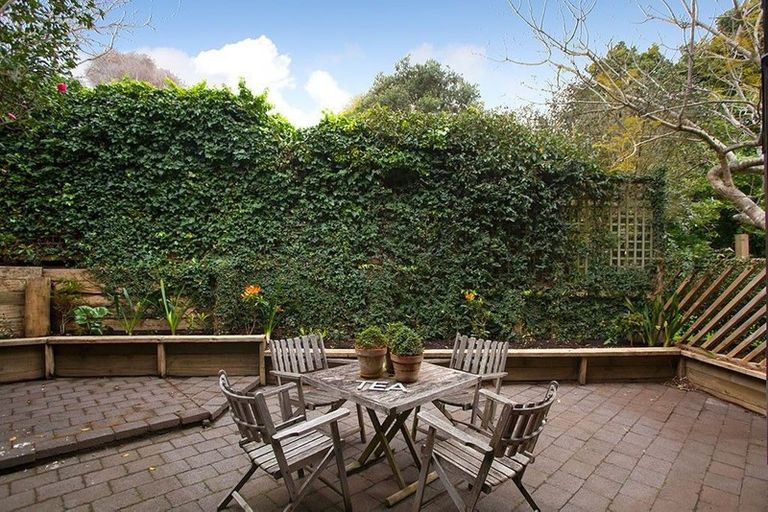 Photo of property in 22c Grand View Road, Remuera, Auckland, 1050