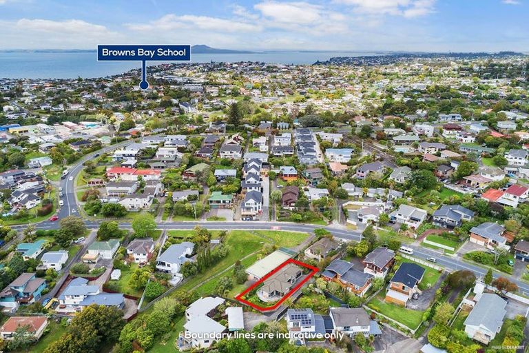 Photo of property in 57a Glencoe Road, Browns Bay, Auckland, 0630