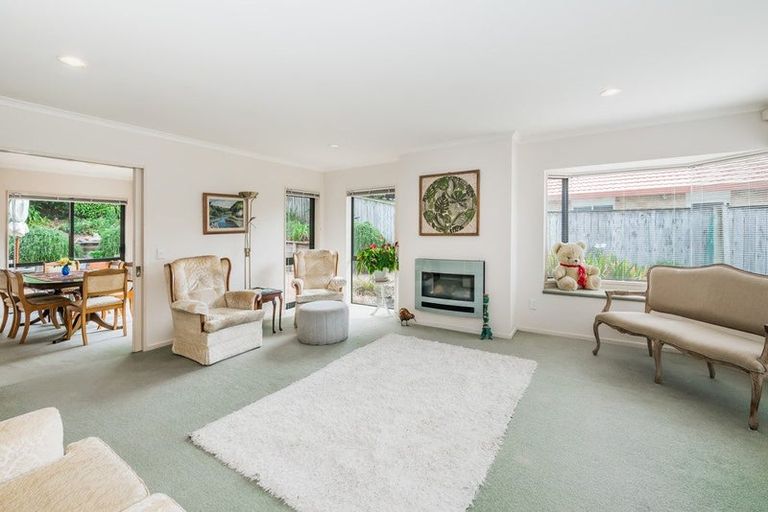 Photo of property in 18 Lorna Irene Drive, Raumati South, Paraparaumu, 5032
