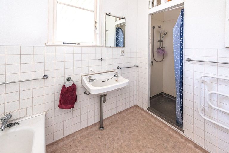 Photo of property in 37 Puriri Street, Gonville, Whanganui, 4501