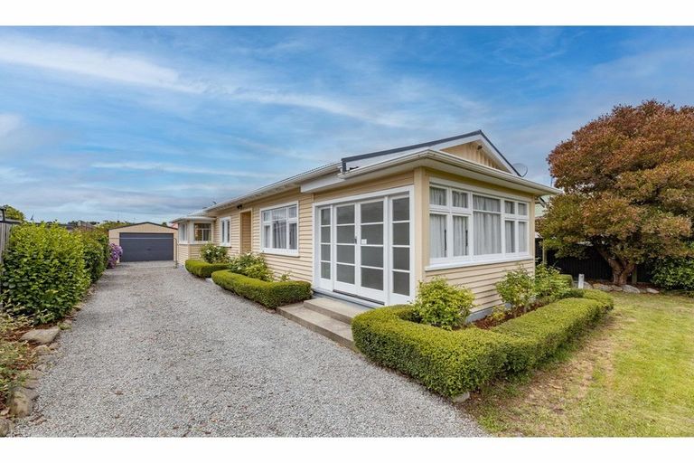 Photo of property in 40 Good Street, Rangiora, 7400