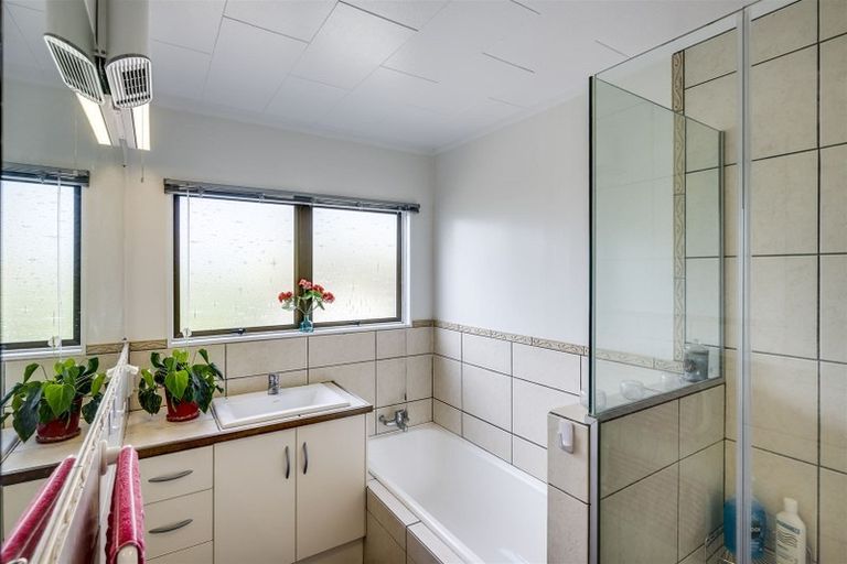 Photo of property in 8b Banff Place, Tamatea, Napier, 4112