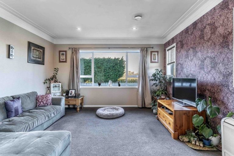 Photo of property in 1 Queen Street, Otautau, 9610