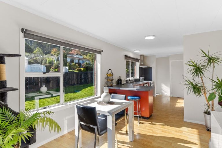 Photo of property in 15 Burgess Street, Te Aroha, 3320