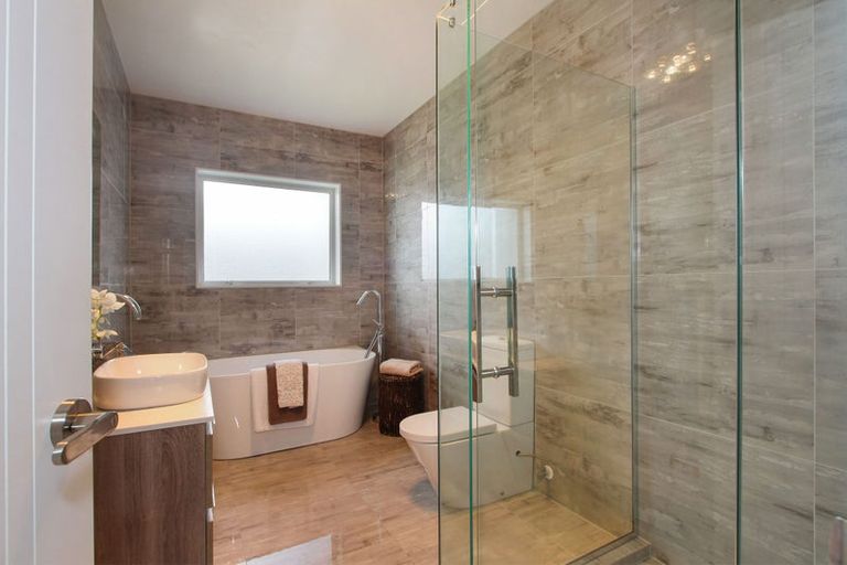 Photo of property in 17 Korihi Drive, Swanson, Auckland, 0614