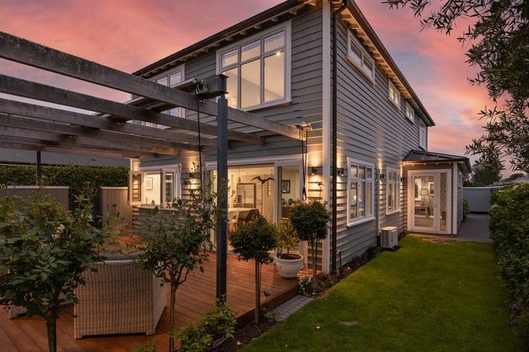 Photo of property in 42 Normans Road, Strowan, Christchurch, 8052