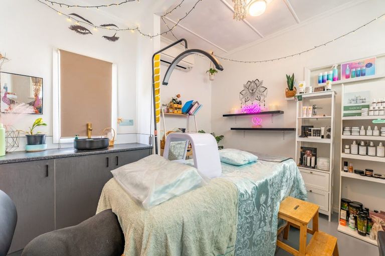 Photo of property in 6 Naylor Street, Waimate, 7924