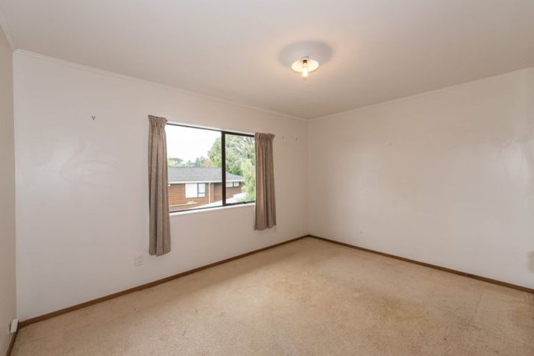 Photo of property in 1/51 Nigel Road, Browns Bay, Auckland, 0630