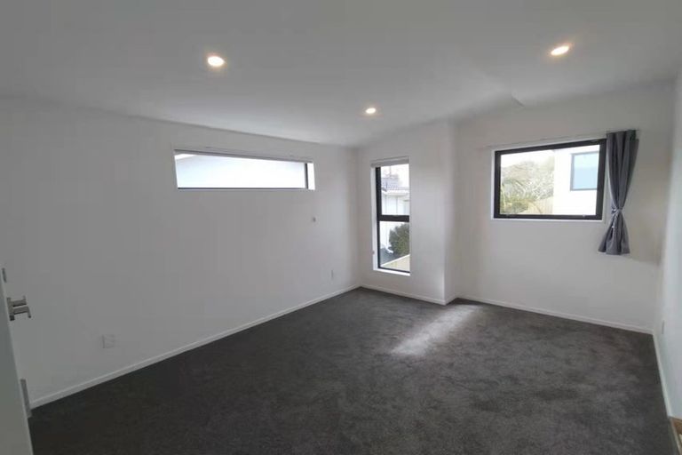 Photo of property in 36d Marendellas Drive, Bucklands Beach, Auckland, 2014