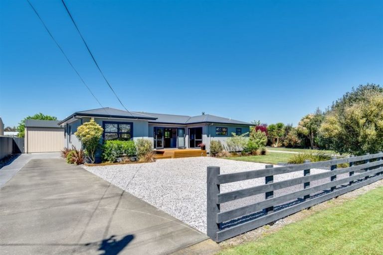 Photo of property in 12 Parsons Road, Meeanee, Napier, 4112