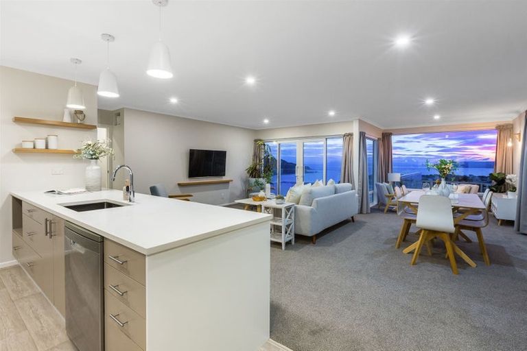 Photo of property in 27 Herewini Street, Titahi Bay, Porirua, 5022