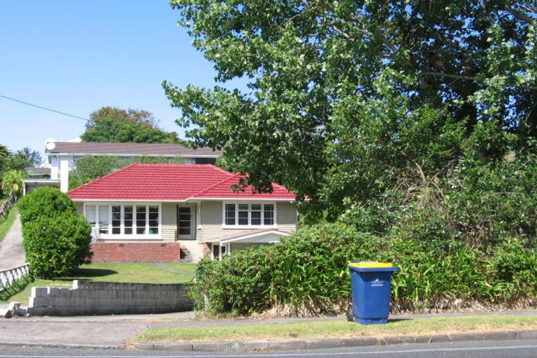Photo of property in 1/42 Hutchinson Avenue, New Lynn, Auckland, 0600