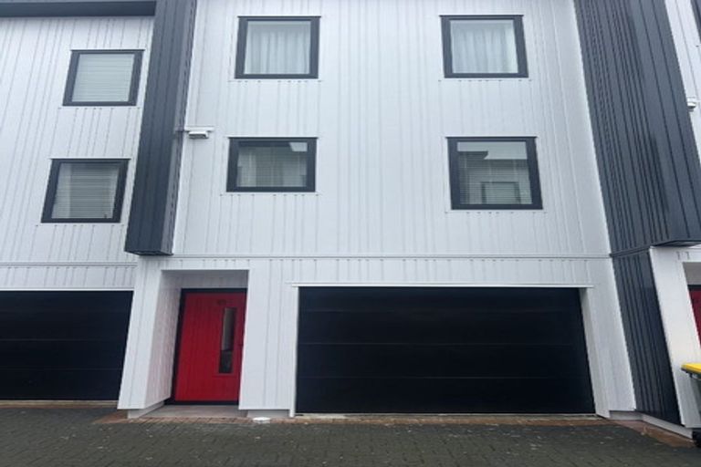 Photo of property in 11/97b Mokoia Road, Birkenhead, Auckland, 0626