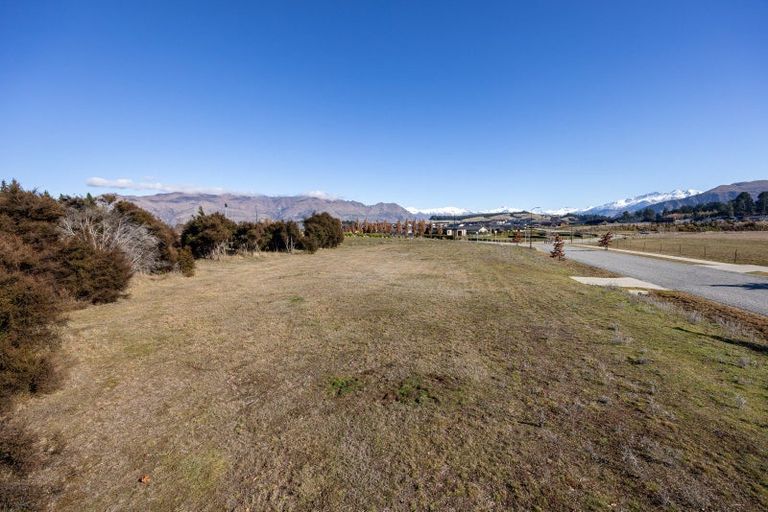 Photo of property in 2 Radiata Drive, Albert Town, 9305