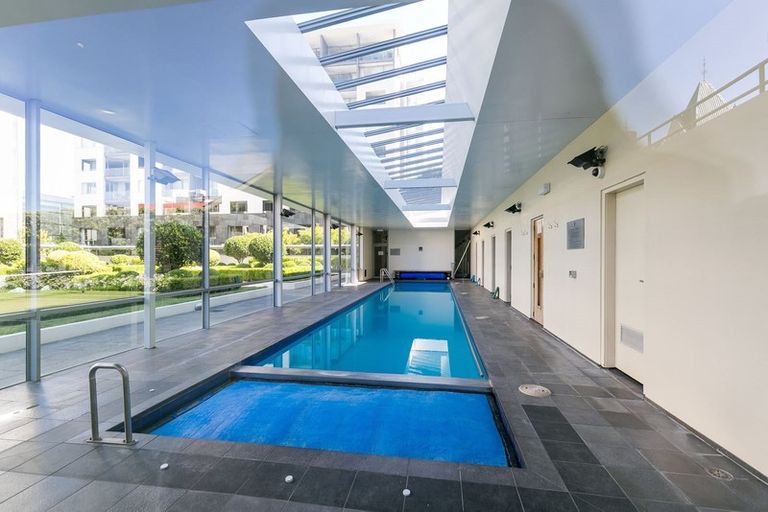 Photo of property in Sanctum Apartment, 10 Ebor Street, Te Aro, Wellington, 6011