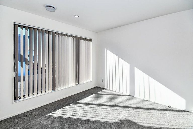 Photo of property in 164b Mahia Road, Wattle Downs, Auckland, 2103