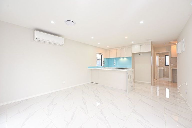 Photo of property in 4a Cracroft Street, Waitara, 4320