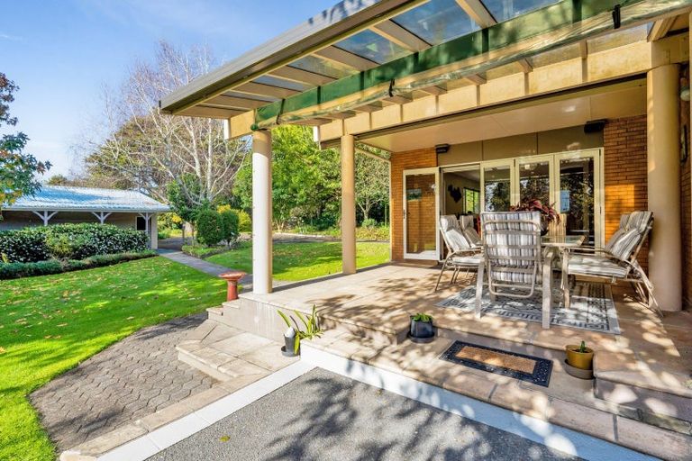 Photo of property in 120 Paraite Road, Paraite, New Plymouth, 4373