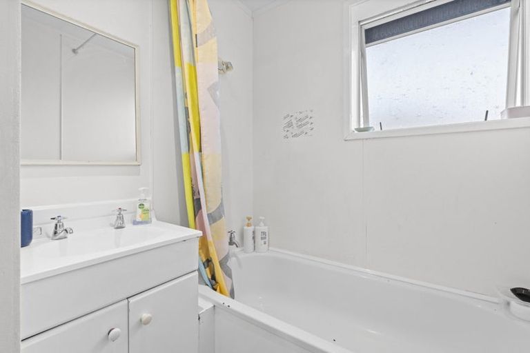 Photo of property in 65 Kilmarnock Avenue, Strathern, Invercargill, 9812