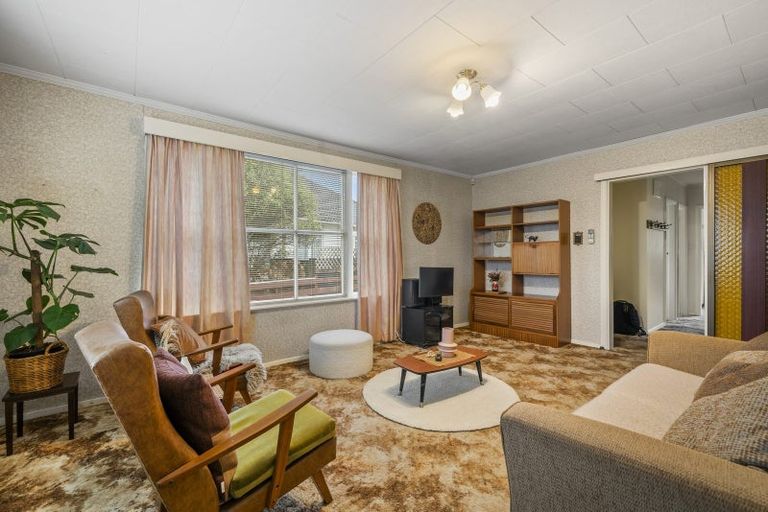 Photo of property in 11 Harris Street, Naenae, Lower Hutt, 5011