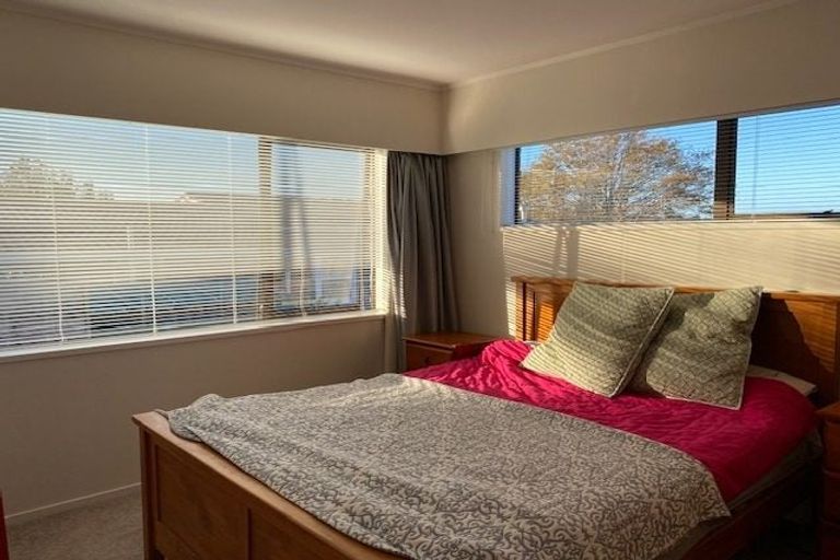 Photo of property in 2/83 Bramley Drive, Farm Cove, Auckland, 2012