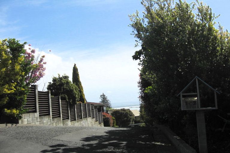 Photo of property in 102 Arapiki Road, Stoke, Nelson, 7011