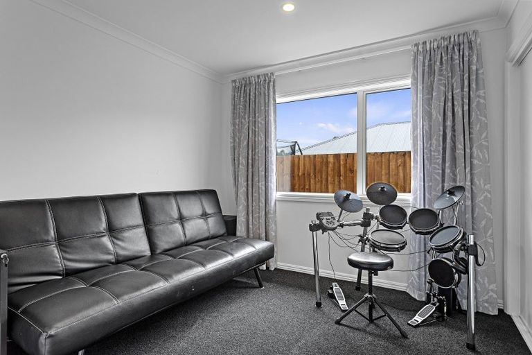 Photo of property in 76 Parsonage Road, Woodend, 7610