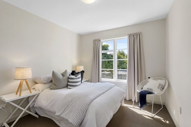 Photo of property in 1 Chepstow Avenue, Fendalton, Christchurch, 8052