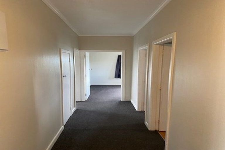Photo of property in 24 Airdrie Road, Ranui, Auckland, 0612