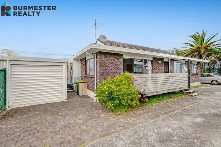 Photo of property in 1/140 Parkhurst Road, Parakai, 0830