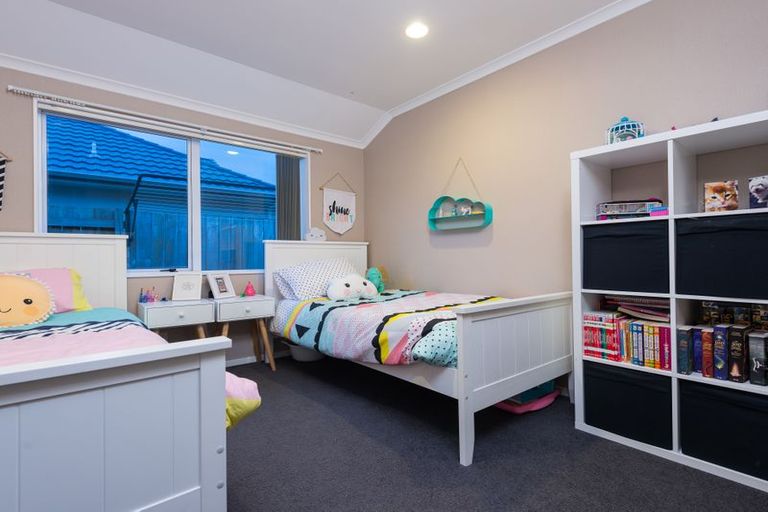 Photo of property in 302 Gravatt Road, Papamoa Beach, Papamoa, 3118